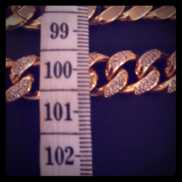 DIAMOND MIAMI CUBAN LINK CHAIN (10MM) - Picture 3 of 4